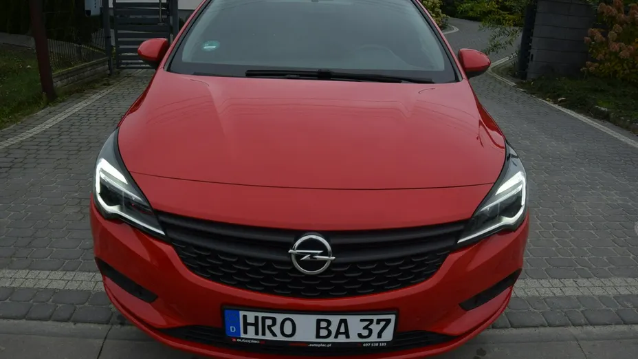 OPEL Astra -