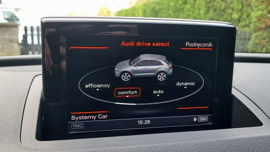 AUDI Q3 -