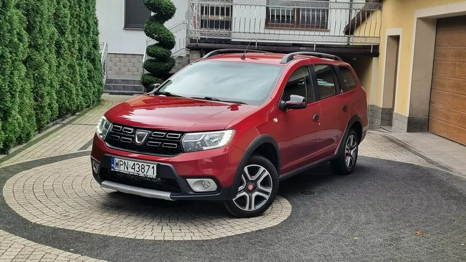 DACIA Logan -