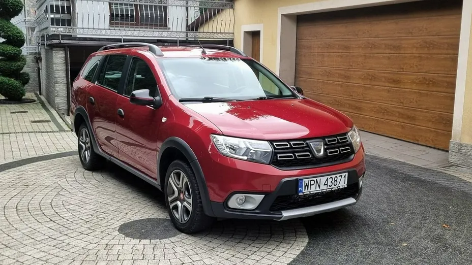 DACIA Logan -