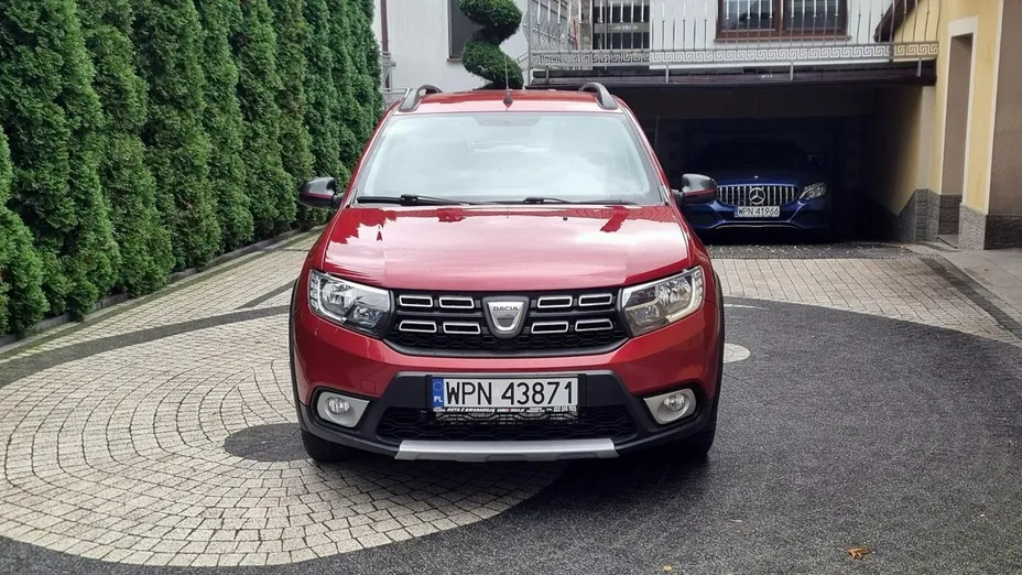 DACIA Logan -