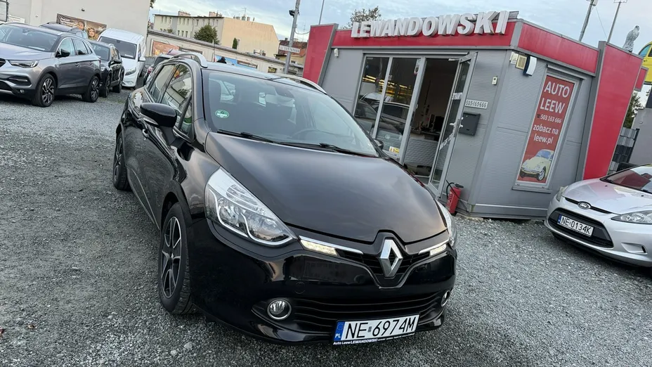 RENAULT Clio -