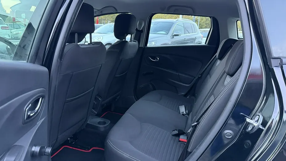 RENAULT Clio -