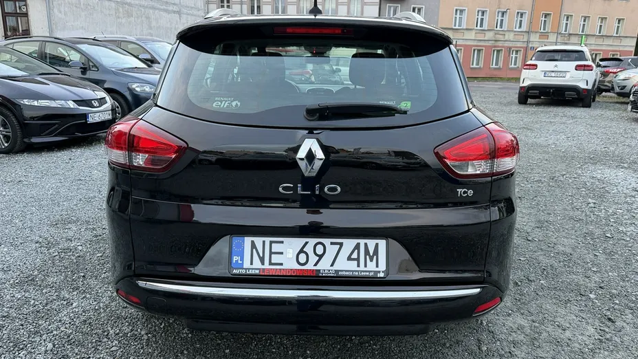 RENAULT Clio -