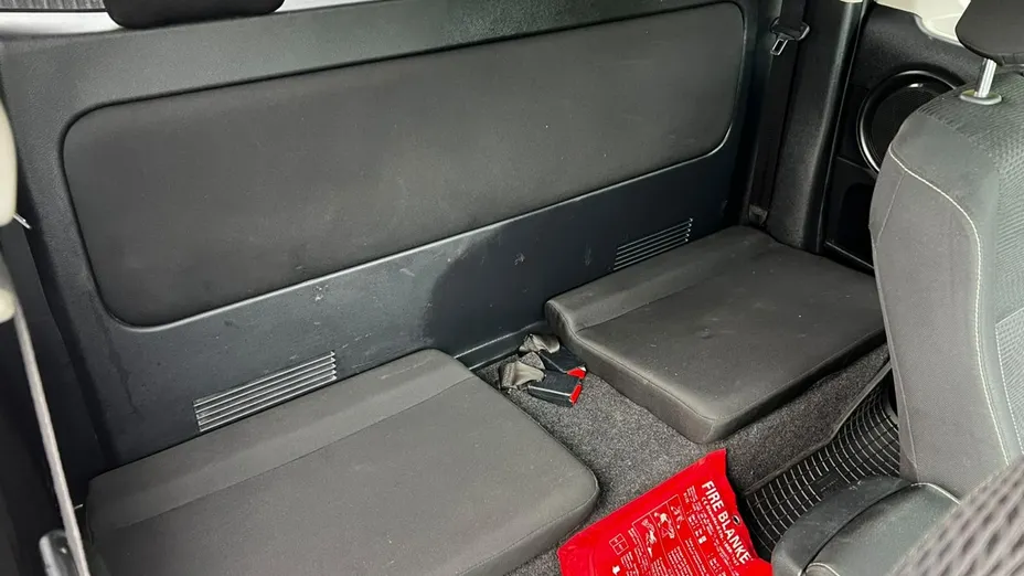 TOYOTA HiLux -