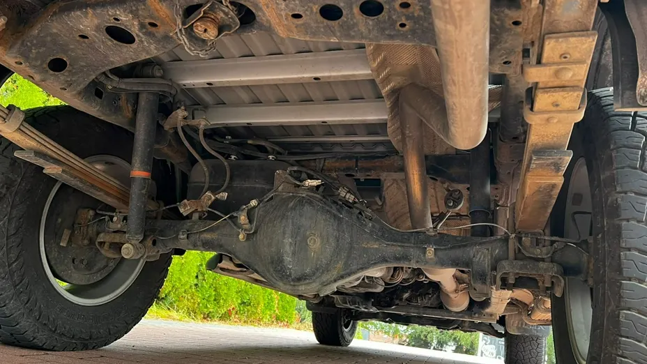 TOYOTA HiLux -