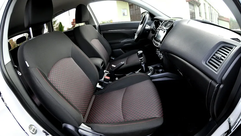 MITSUBISHI ASX -