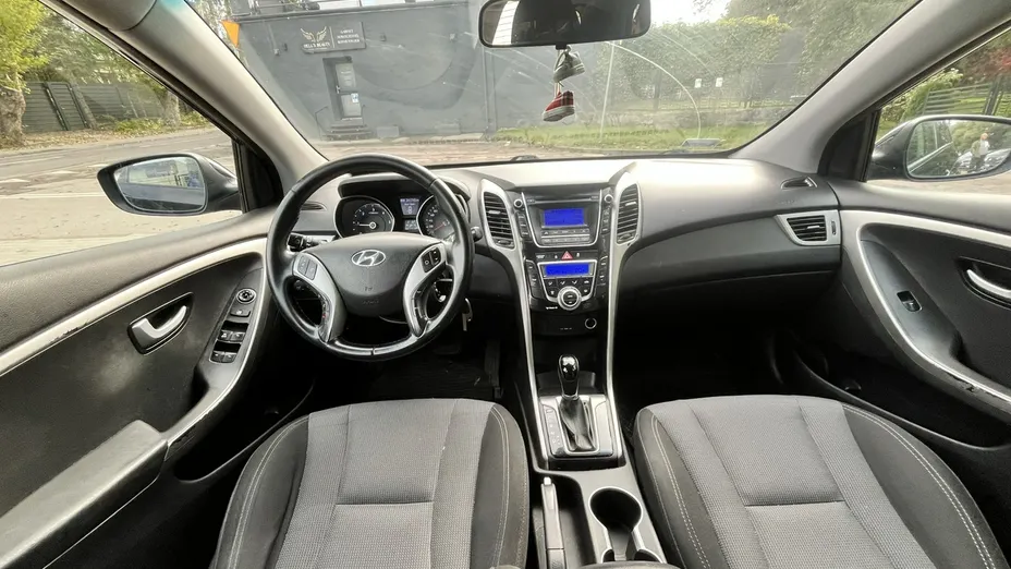 HYUNDAI i30 -
