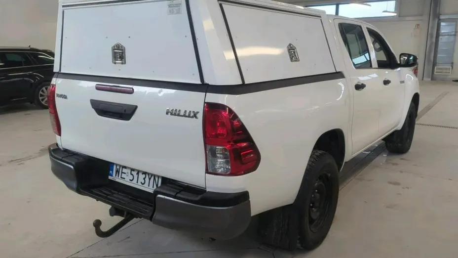 TOYOTA HiLux -