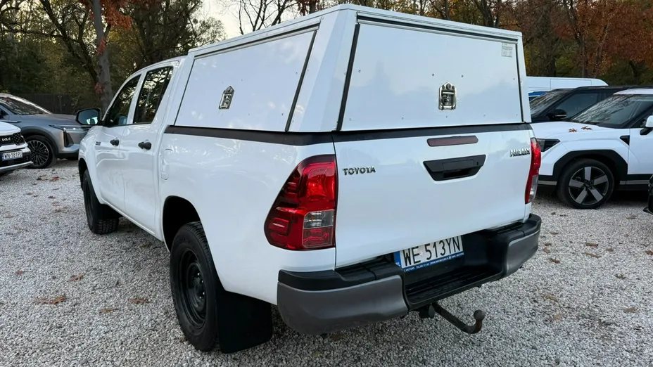 TOYOTA HiLux -