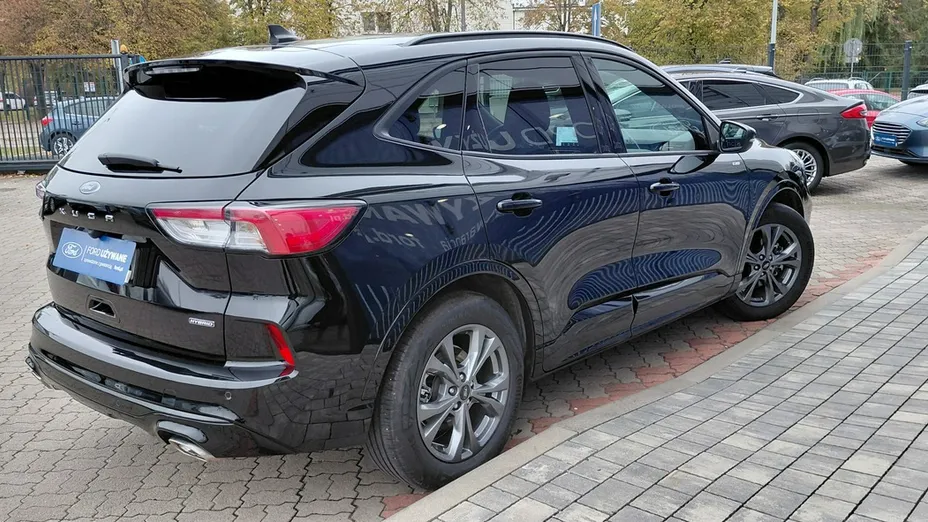 FORD Kuga -