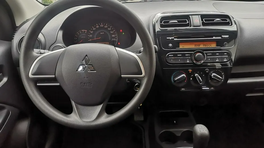 MITSUBISHI Space Star -