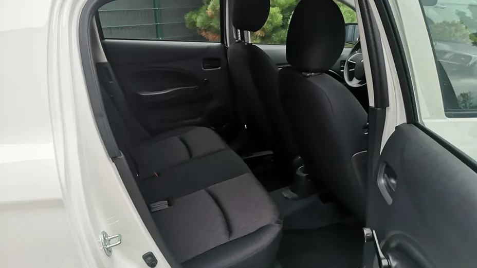 MITSUBISHI Space Star -
