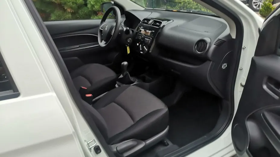 MITSUBISHI Space Star -