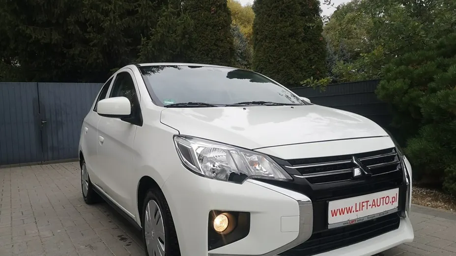 MITSUBISHI Space Star -