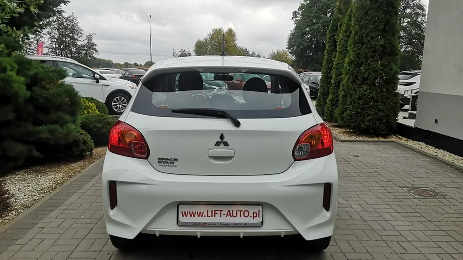 MITSUBISHI Space Star -