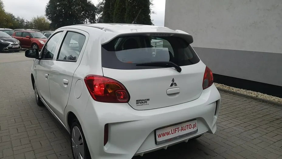 MITSUBISHI Space Star -