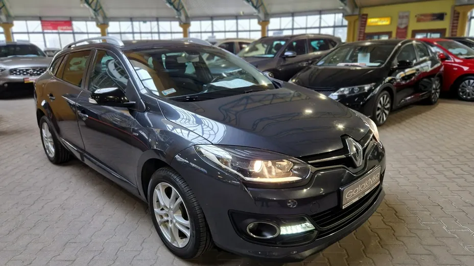 RENAULT Megane -