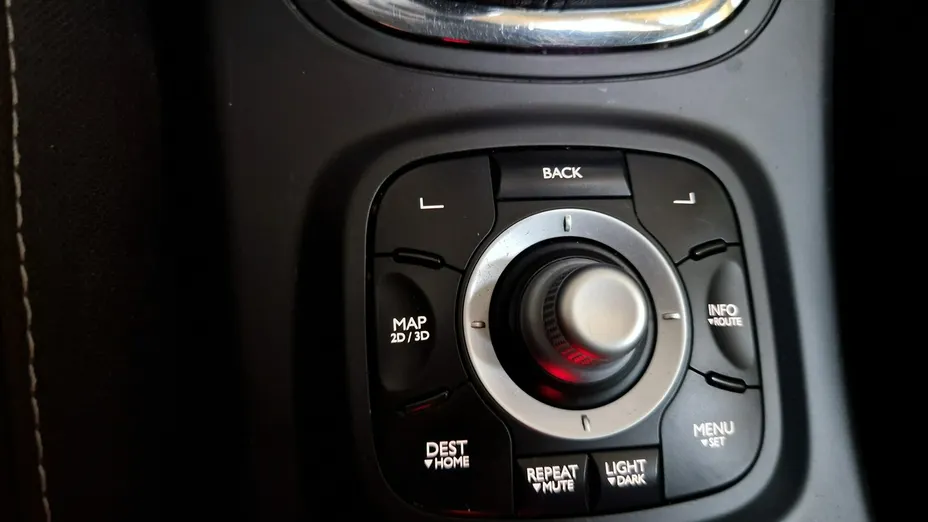 RENAULT Megane -