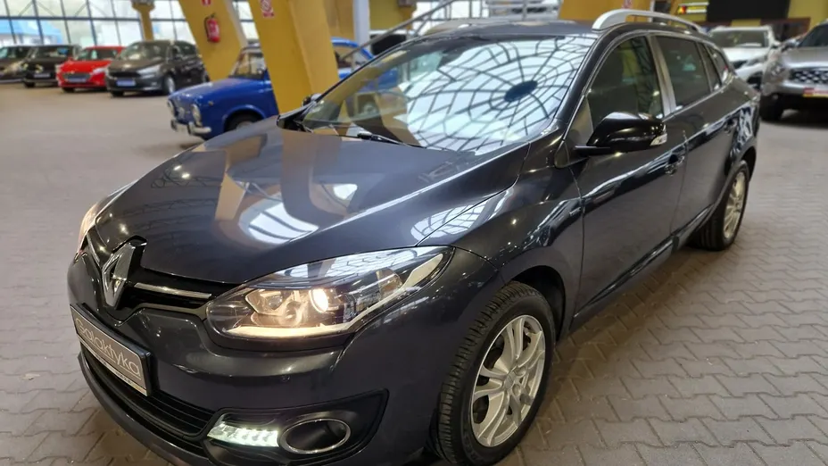 RENAULT Megane -