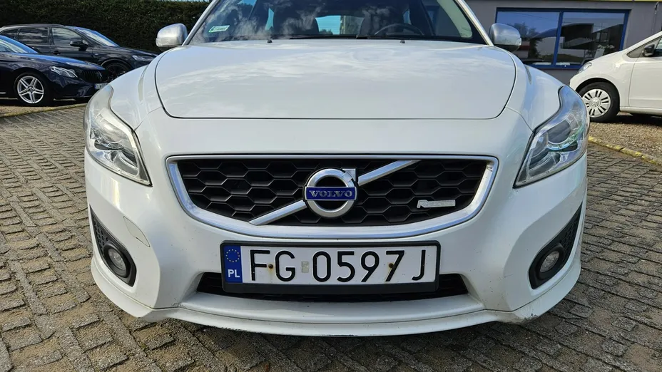 VOLVO C30 -