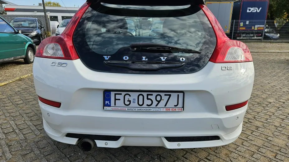 VOLVO C30 -