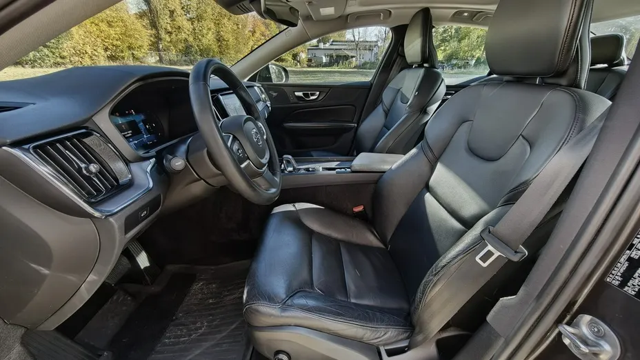 VOLVO S60 -