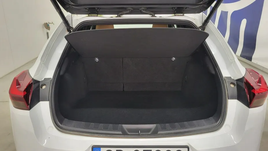 LEXUS UX -