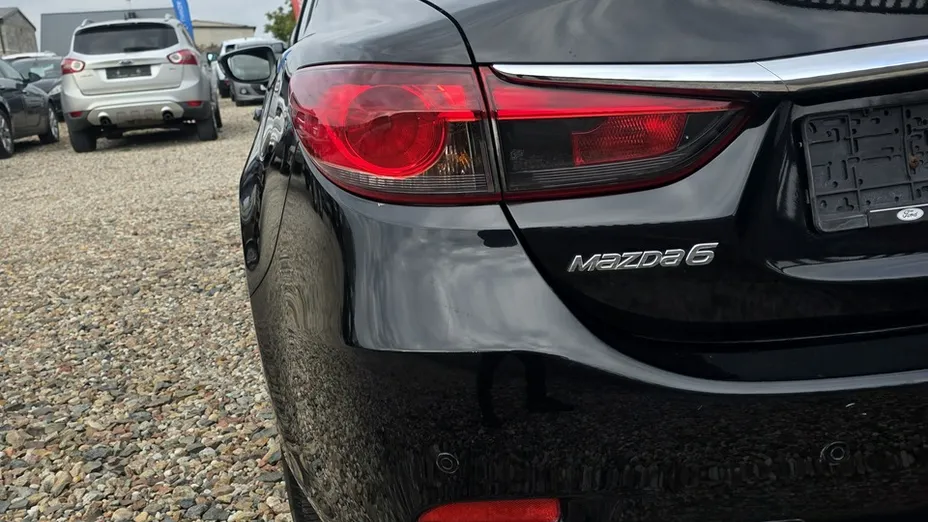 MAZDA 6 -