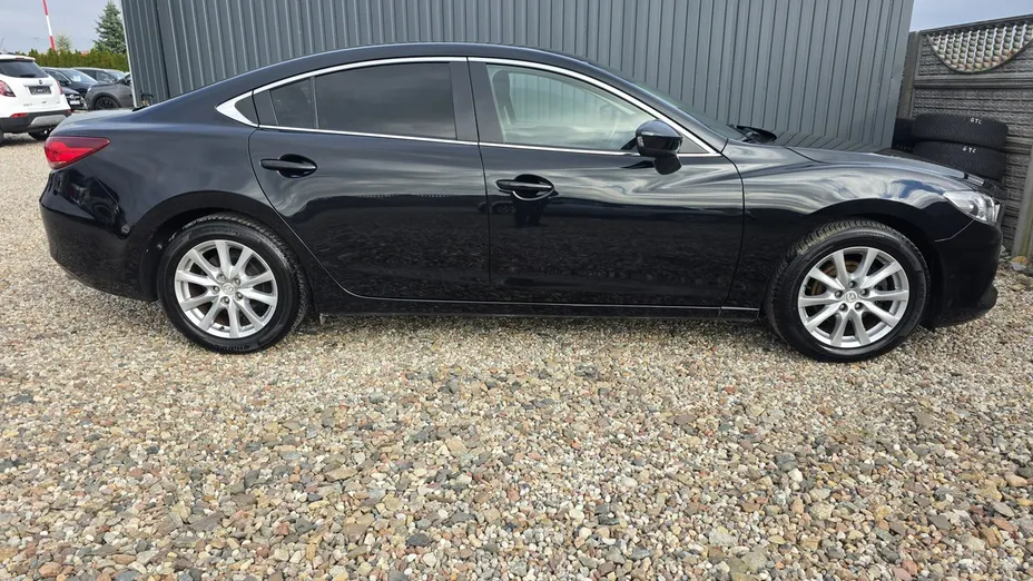 MAZDA 6 -