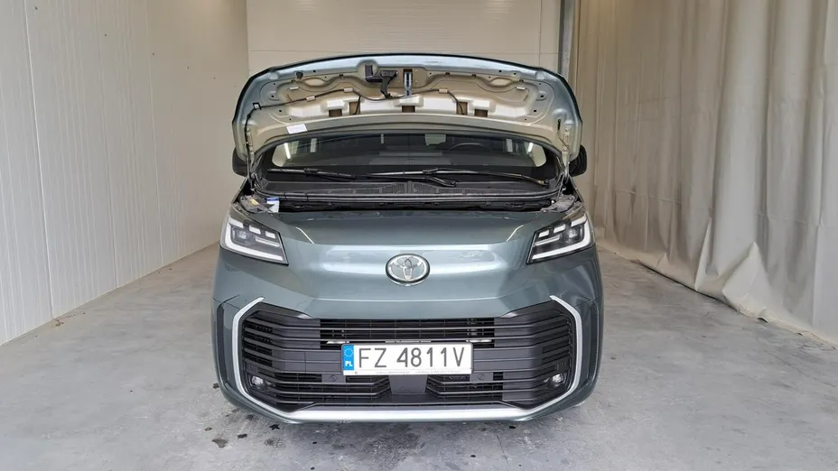 TOYOTA Proace Verso -