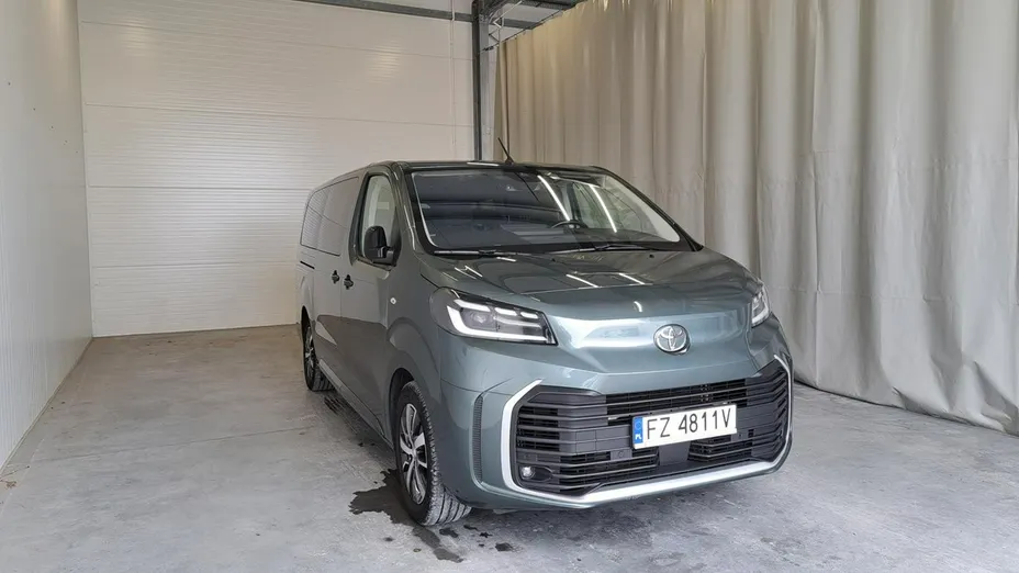 TOYOTA Proace Verso -