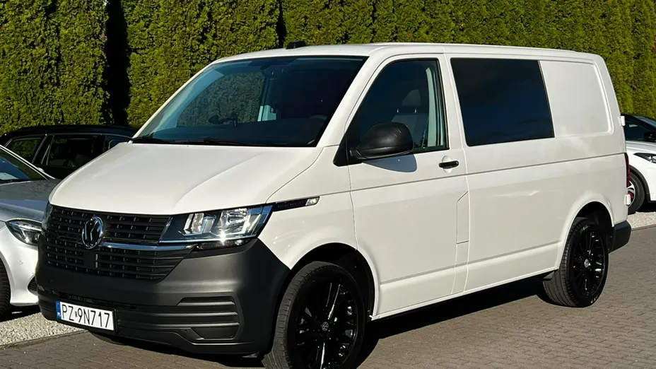 VOLKSWAGEN Transporter -