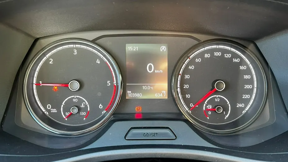VOLKSWAGEN Transporter -