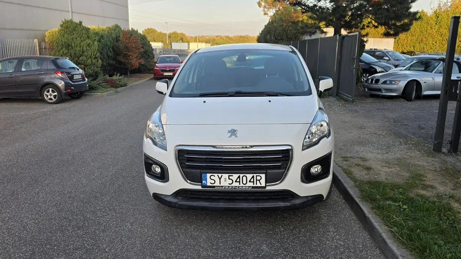 PEUGEOT 3008 -