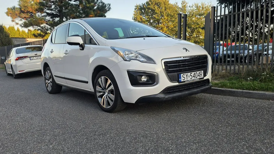 PEUGEOT 3008 -