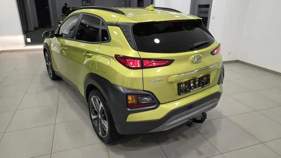 HYUNDAI Kona -