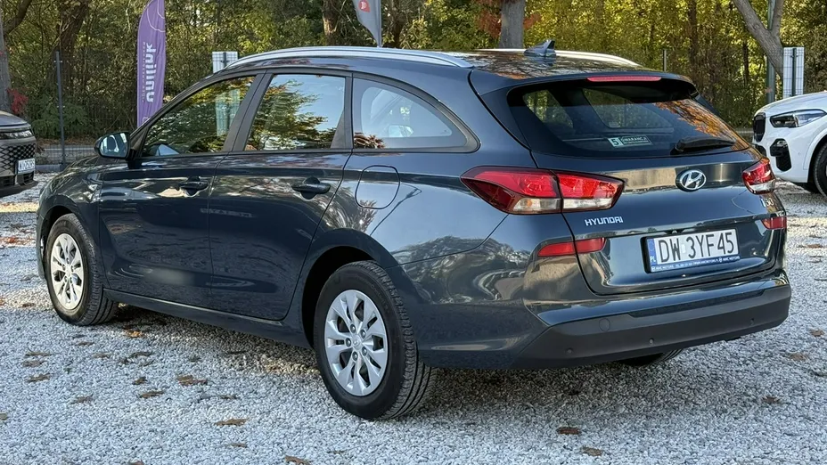 HYUNDAI i30 -