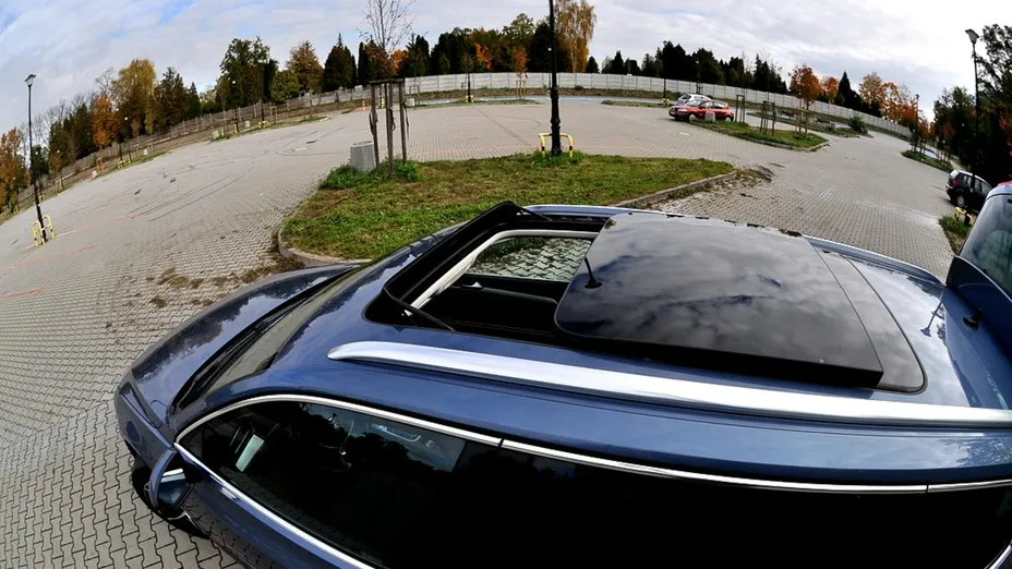 VOLKSWAGEN Passat -