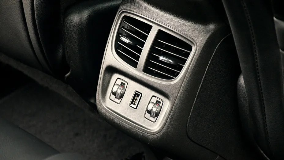 OPEL Grandland X -
