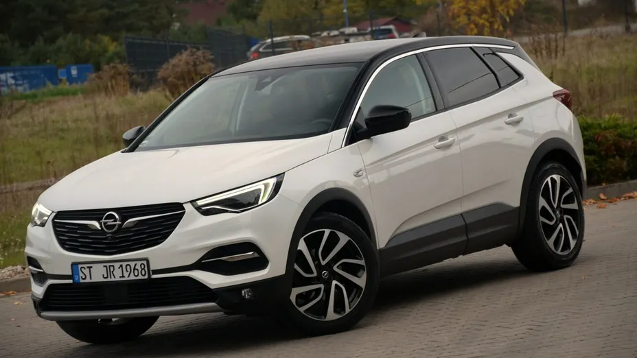 OPEL Grandland X -