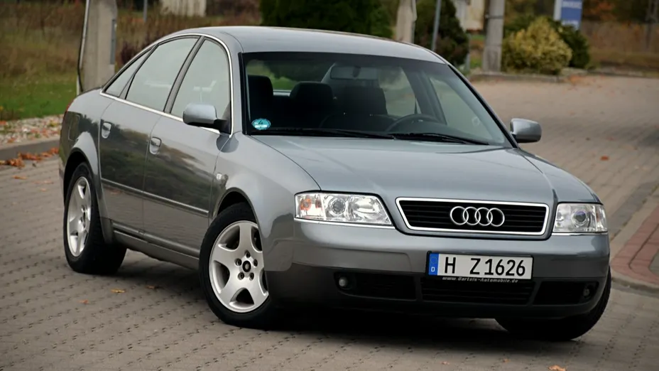 AUDI A6 -