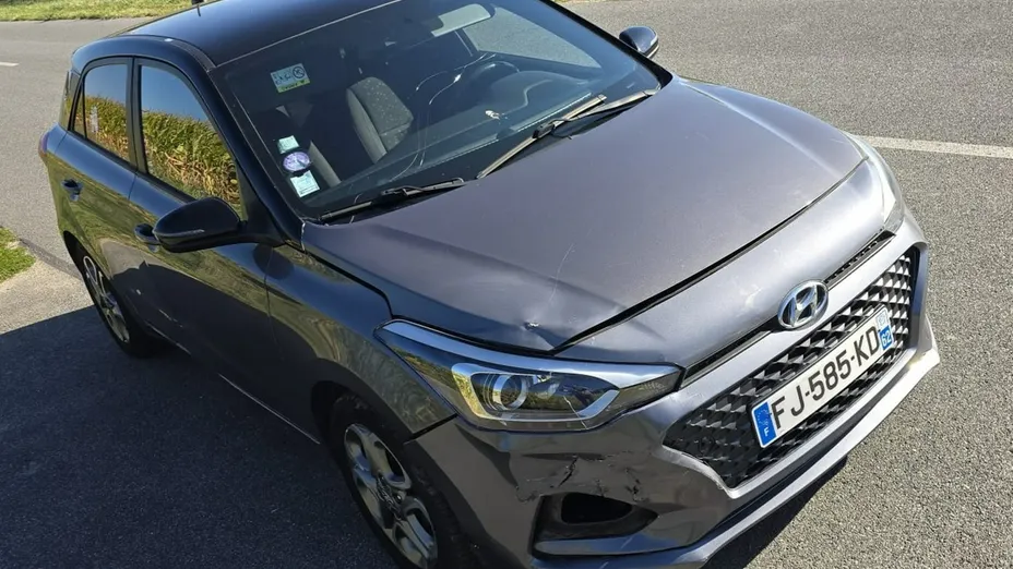 HYUNDAI i20 -