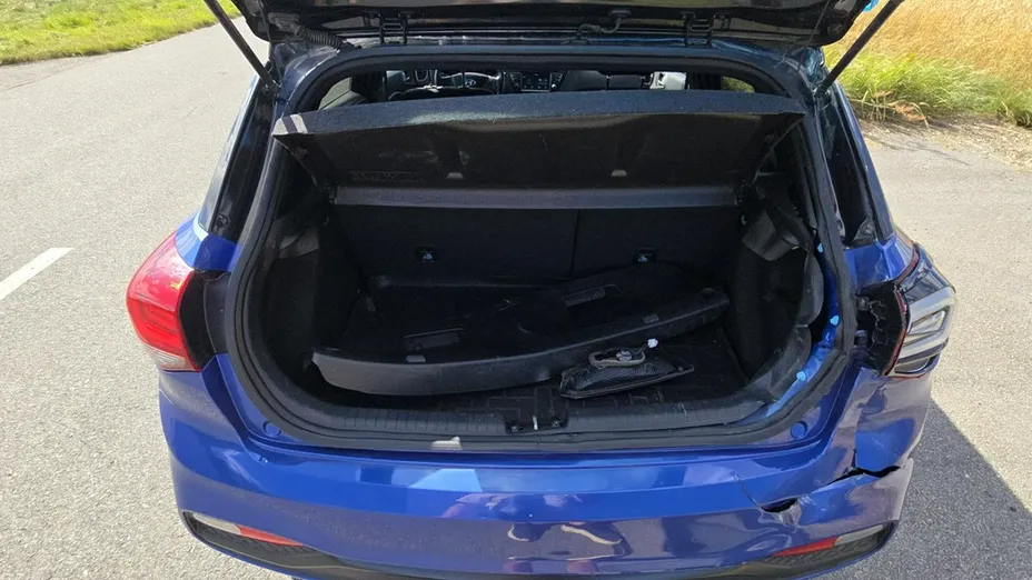 HYUNDAI i20 -