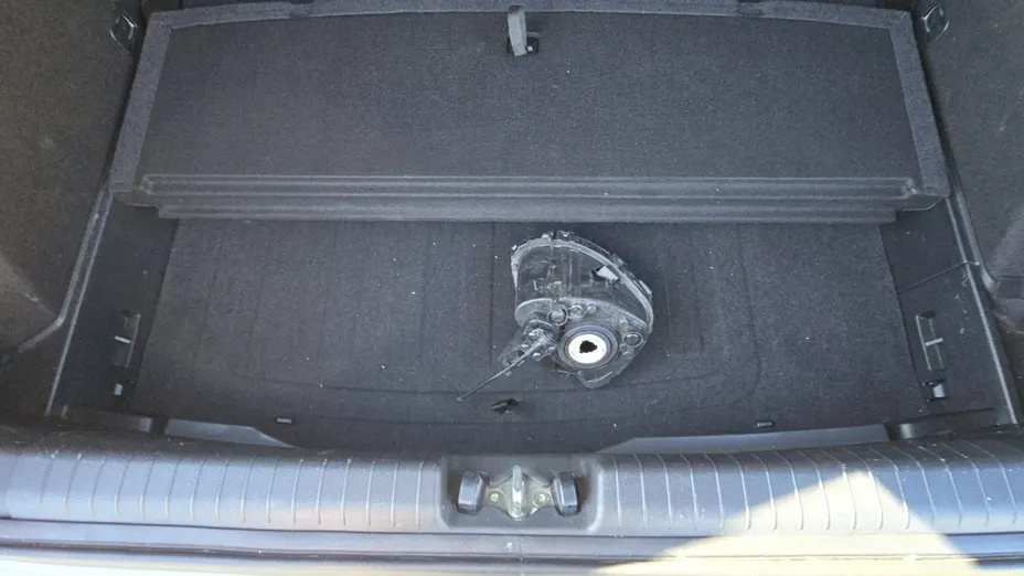 HYUNDAI i20 -