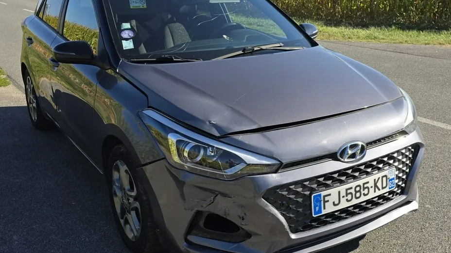HYUNDAI i20 -