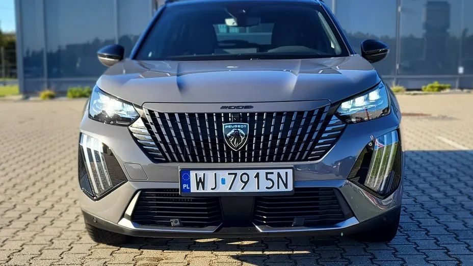 PEUGEOT 2008 -