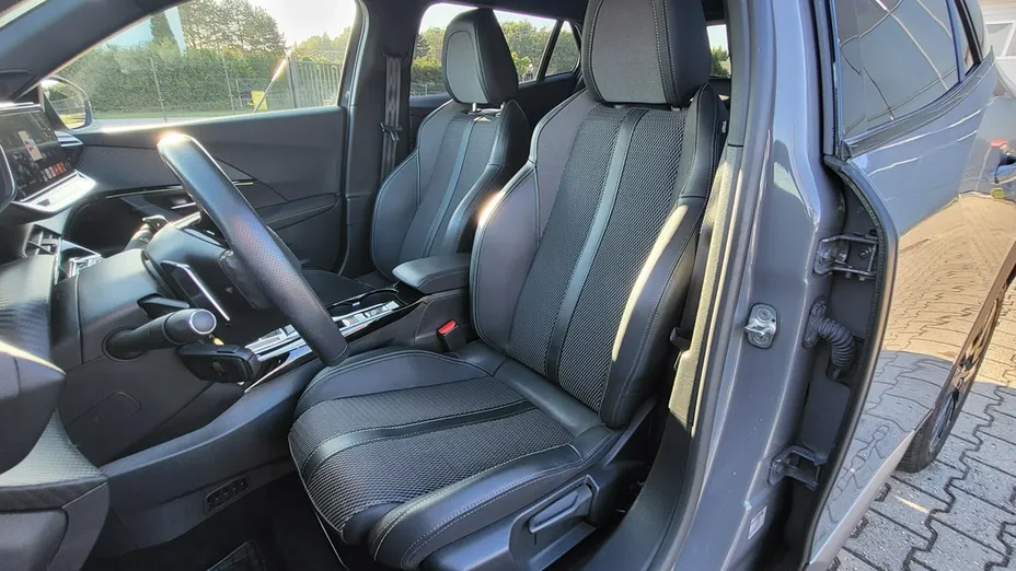 PEUGEOT 2008 -