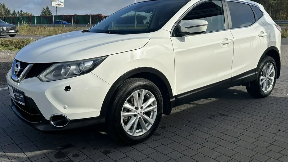 NISSAN Qashqai -