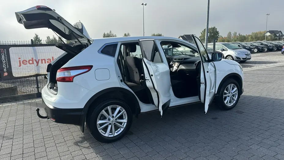 NISSAN Qashqai -